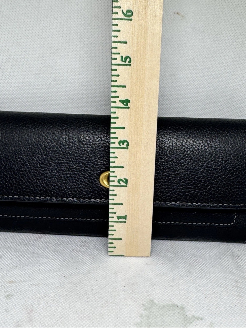 Coach Black Pebbled Leather Continental Wallet with Gold 'C' Accent - Picture 11 of 11